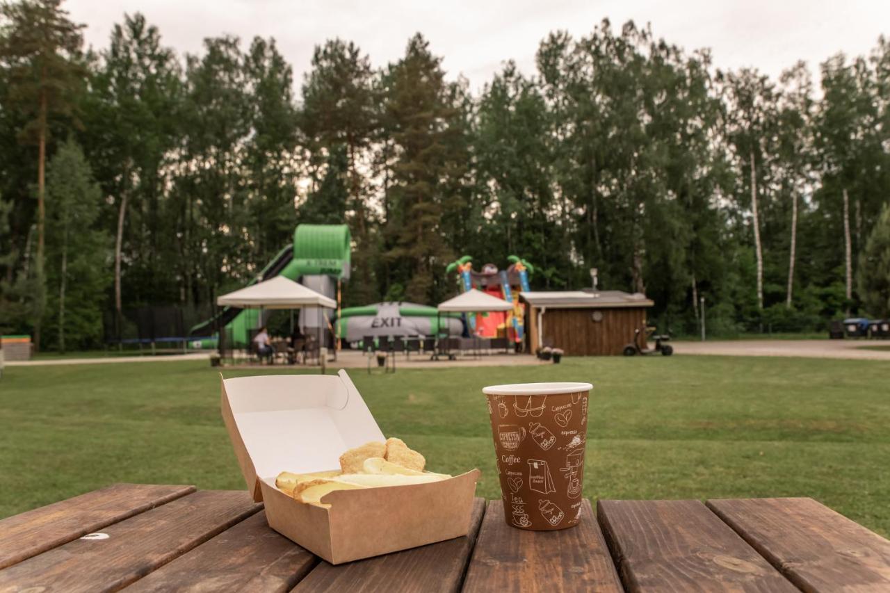 Camping & Camper Place Pasvalys Eksteriør billede